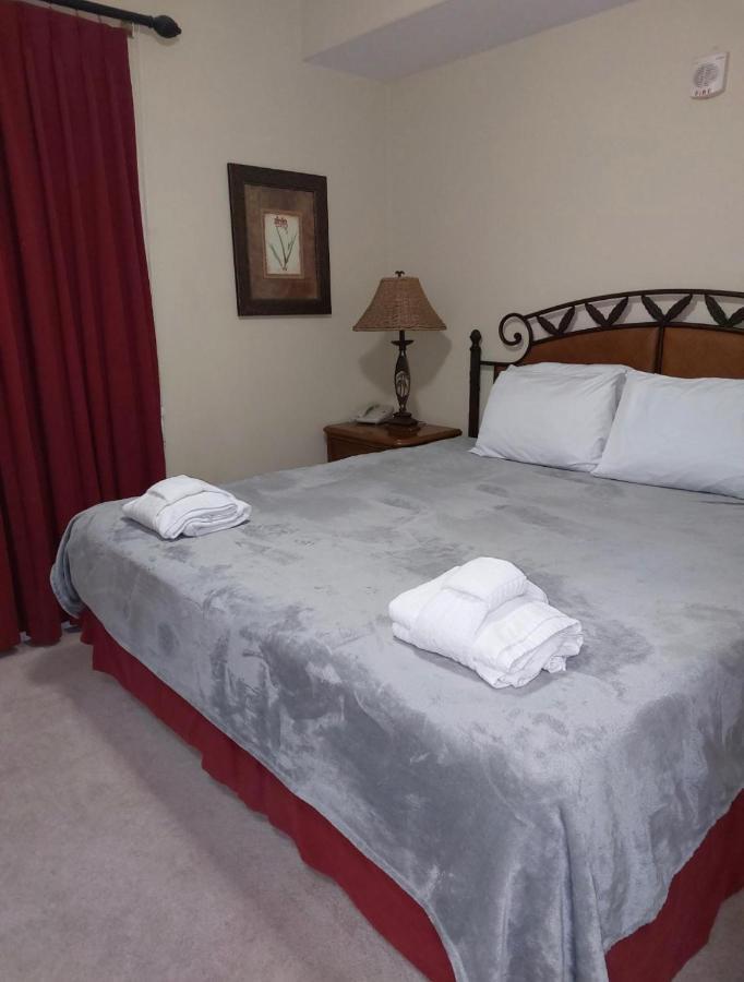 Disney Just 1 And A Quarter Mile Away, Blue Heron 1 Room 2 Bath,Amenities,6 Guests, Walk To Restaurants, No Fees At Check In Orlando Exterior foto